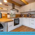 شقة Kuestenkojen Mit 4 Fuer 1 Bis 8 Pers Mit Diversen Schlafzimmern, Garten Oder Balkon