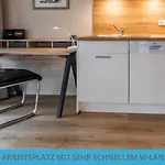 Kuestenkojen Mit 4 Fuer 1 Bis 8 Pers Mit Diversen Schlafzimmern, Garten Oder Balkon شقة