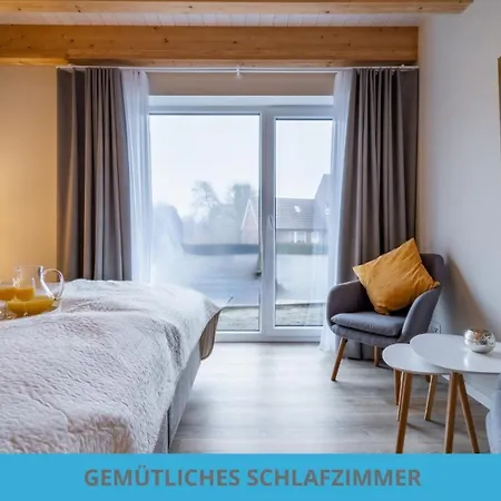 Kuestenkojen Mit 4 Fuer 1 Bis 8 Pers Mit Diversen Schlafzimmern, Garten Oder Balkon